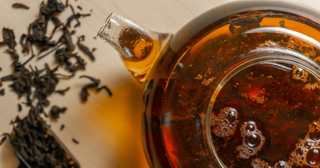 Jakie korzyści dla zdrowia daje czarna herbata? - obrazek wyróżniający