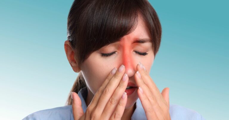 Zatkane zatoki, kiedy do lekarza? - obrazek wyróżniający