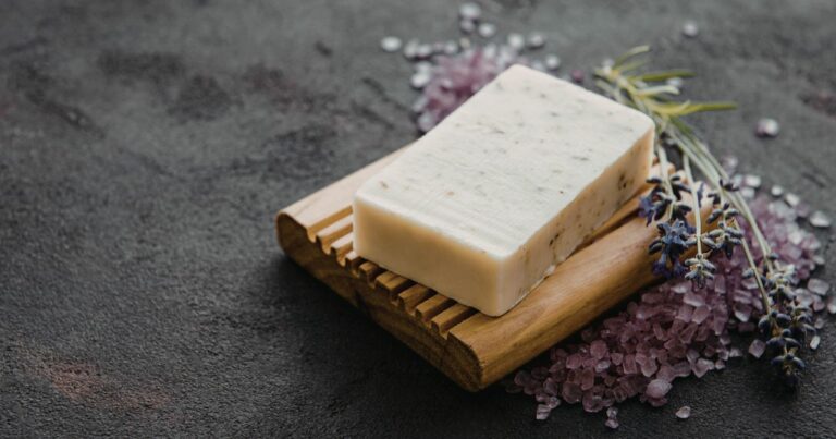 Szare mydło - na co pomaga? - obrazek wyróżniający