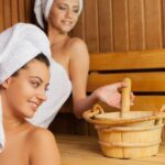 Pielęgnacja włosów przed i po saunie – co warto wiedzieć? - obrazek wyróżniający