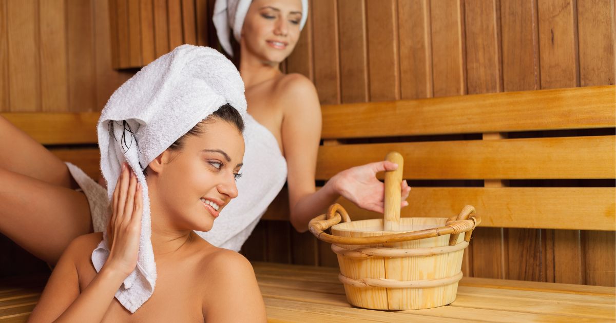Pielęgnacja włosów przed i po saunie – co warto wiedzieć? - obrazek wyróżniający