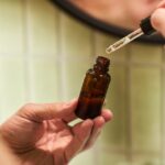 Jak działa kwas salicylowy i dlaczego warto go stosować - obrazek wyróżniający